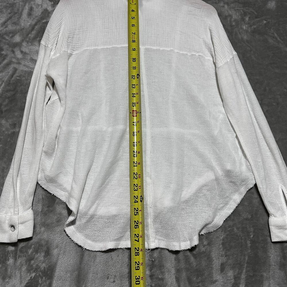 We The Free People White Gauze Cotton Button up Top Womens XS Frayed Boho Beachy - Picture 7 of 8
